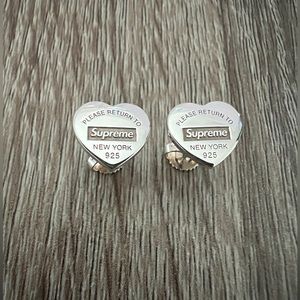 Tiffany & Co.‎ earrings